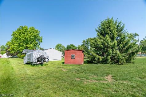 4260 Broadway Avenue NE Louisville OH 44641