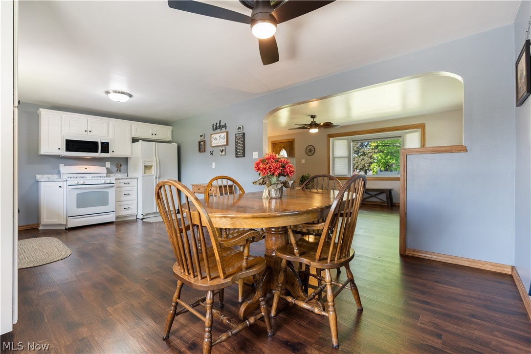 4260 Broadway Avenue NE Louisville OH 44641