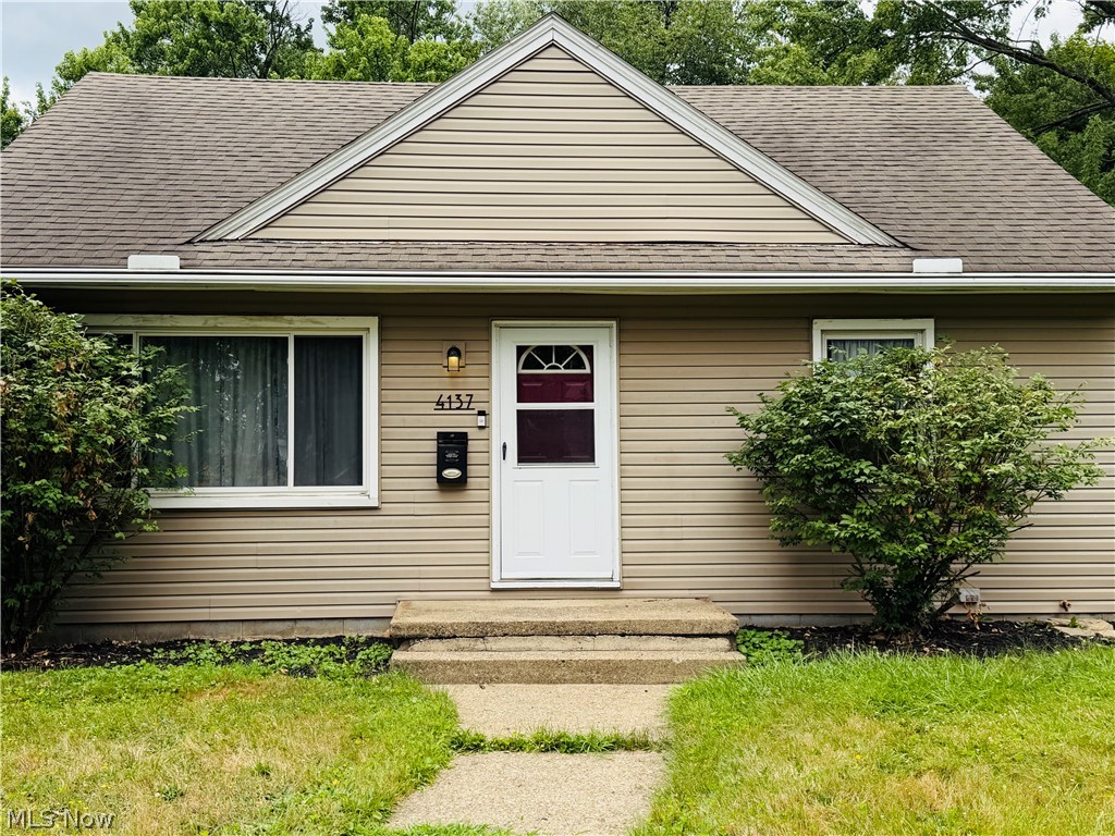 4137 David Avenue NW Canton OH 44709