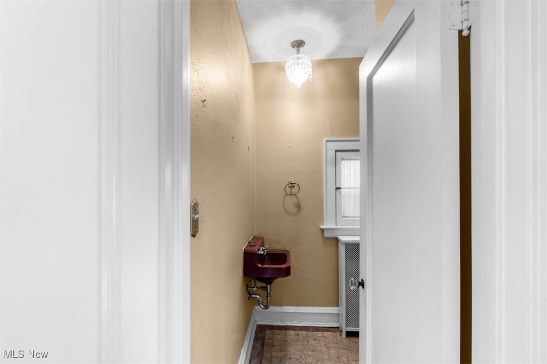 2605 Derbyshire Road Cleveland Heights OH 44106