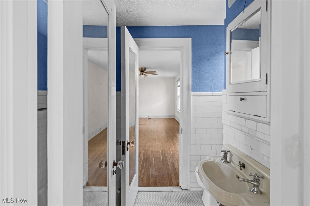 2605 Derbyshire Road Cleveland Heights OH 44106