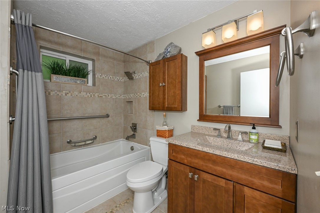 3136 Roberts Drive Richfield OH 44286