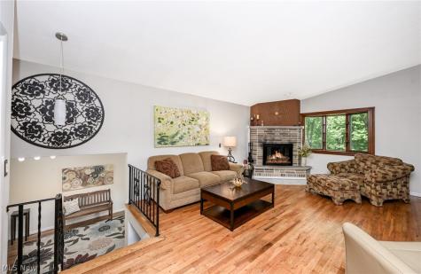 3136 Roberts Drive Richfield OH 44286
