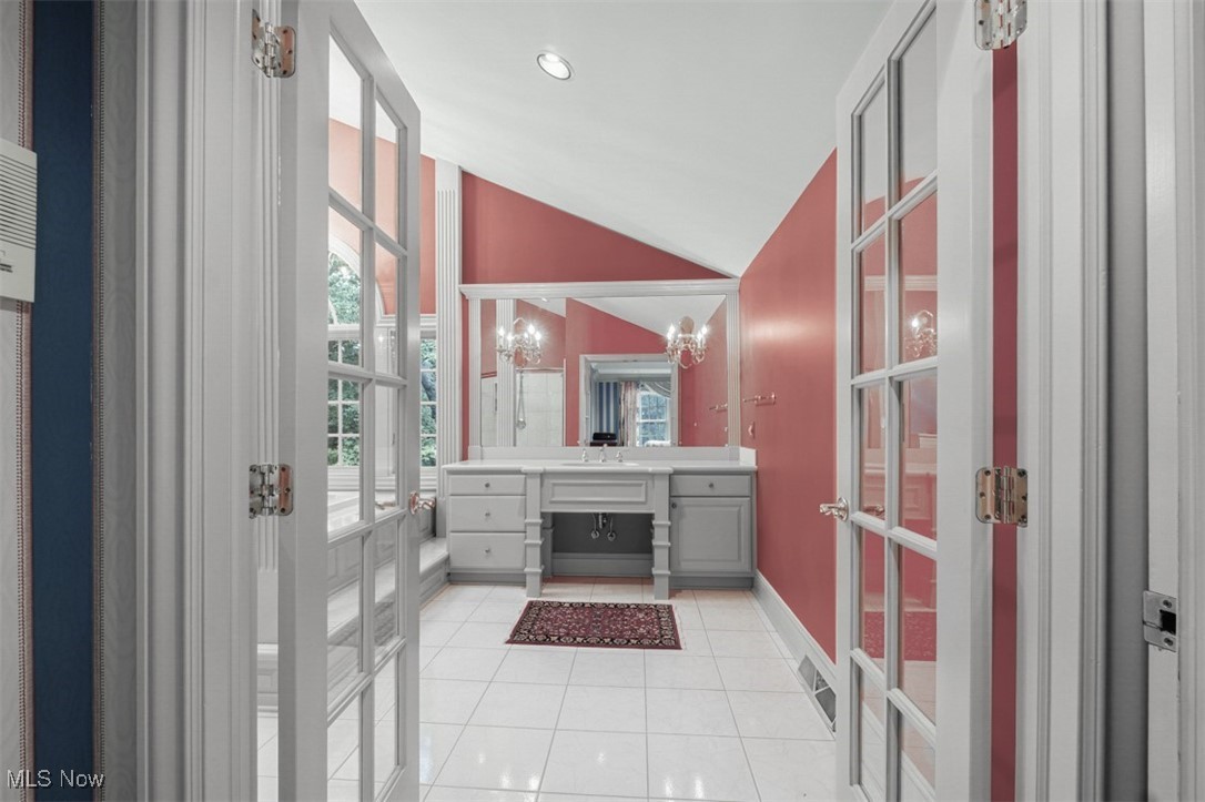 17496 Lakesedge Trail Chagrin Falls OH 44023