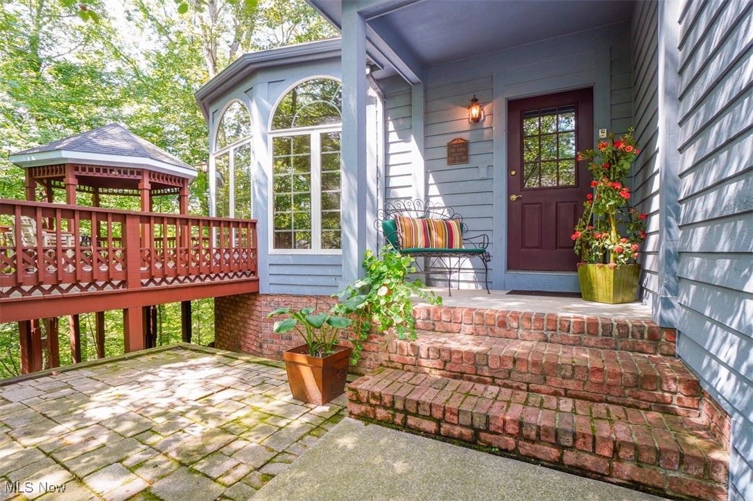 17496 Lakesedge Trail Chagrin Falls OH 44023