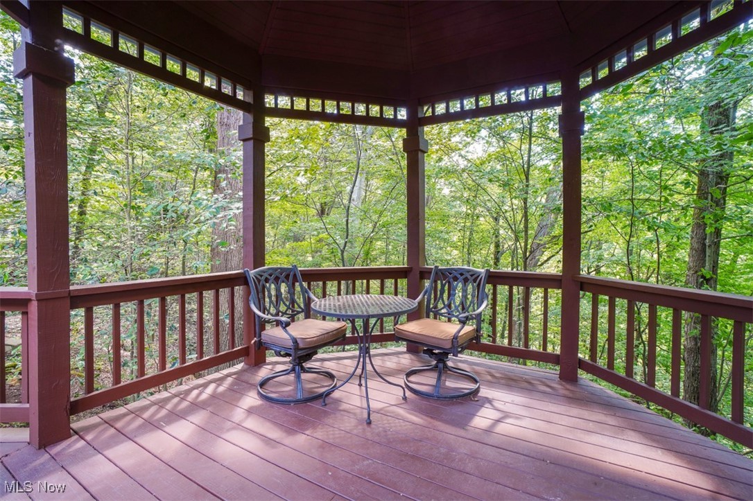 17496 Lakesedge Trail Chagrin Falls OH 44023