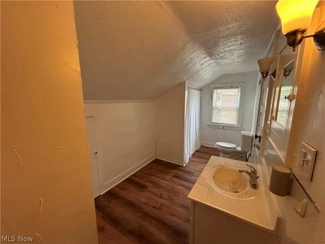 105 Main Street N Navarre OH 44662