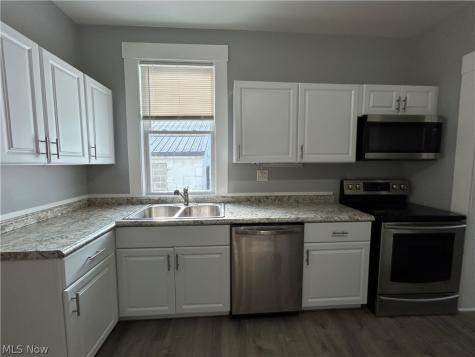105 Main Street N Navarre OH 44662