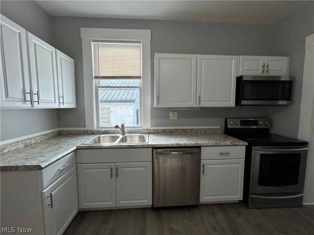 105 Main Street N Navarre OH 44662