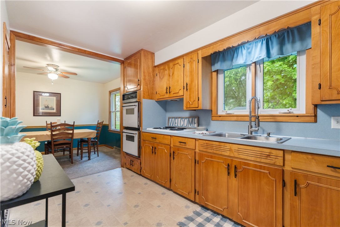 1213 Pleasantview Avenue SE North Canton OH 44720