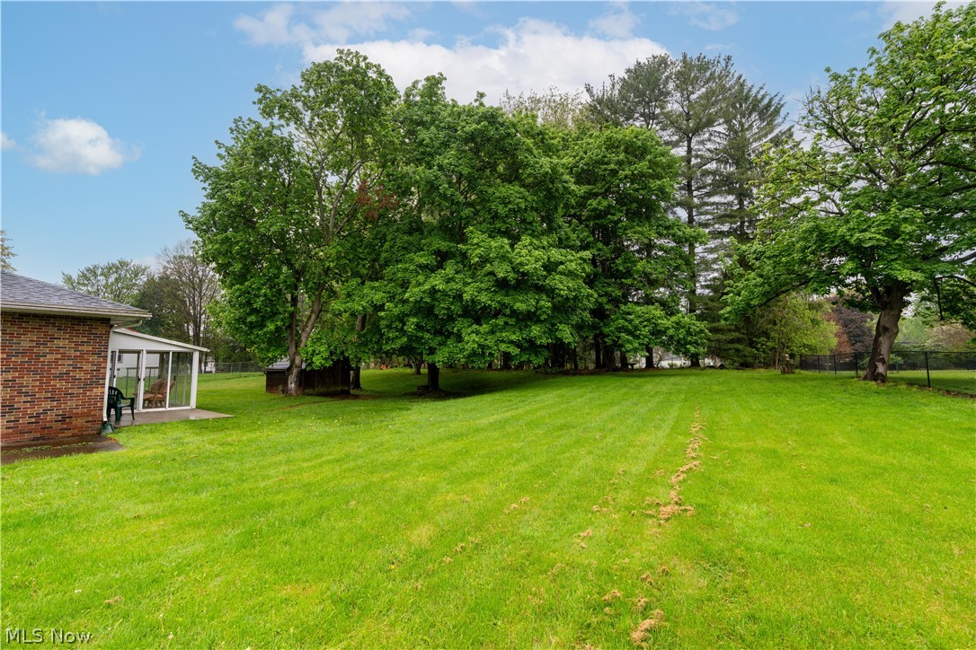 1213 Pleasantview Avenue SE North Canton OH 44720