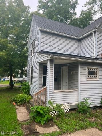 14809 Pepper Avenue Cleveland OH 44110