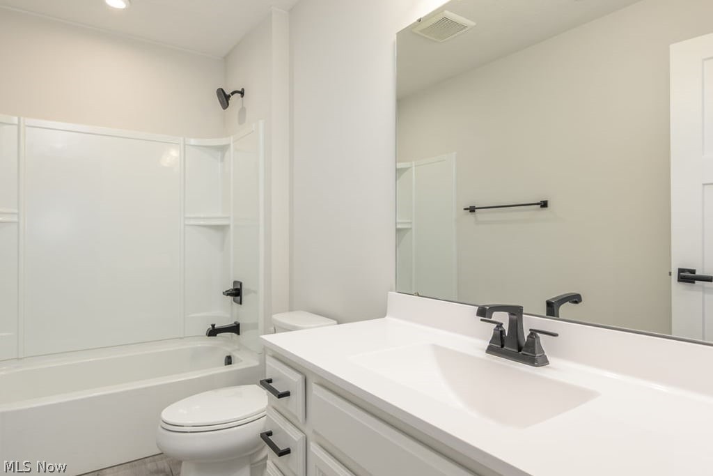 2199 Orchard Circle Ravenna OH 44266