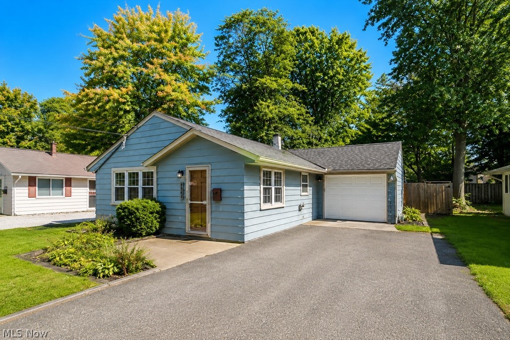 4841 Robinwood Drive Mentor OH 44060