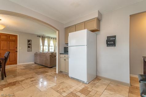 4841 Robinwood Drive Mentor OH 44060