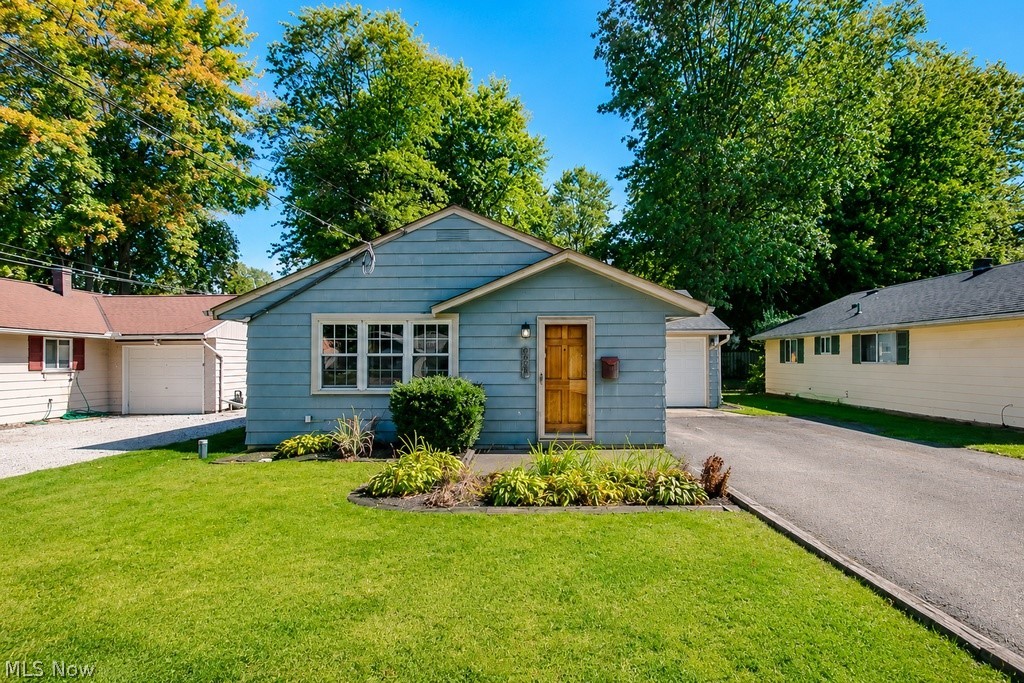 4841 Robinwood Drive Mentor OH 44060