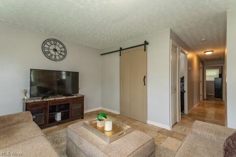 4841 Robinwood Drive Mentor OH 44060