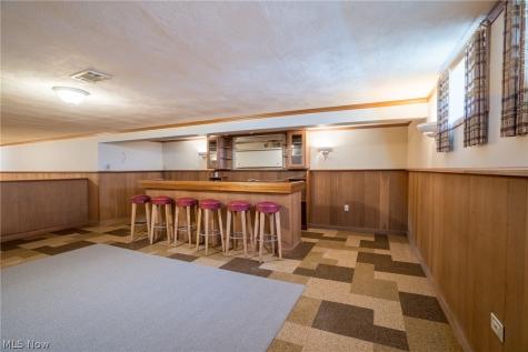 320 Justo Lane Seven Hills OH 44131