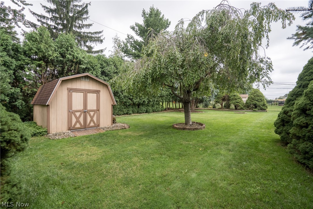 320 Justo Lane Seven Hills OH 44131