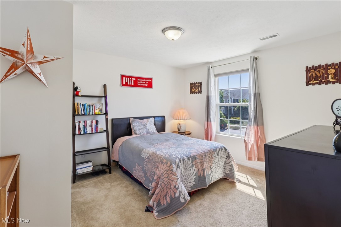 818 Hilliary Lane Aurora OH 44202