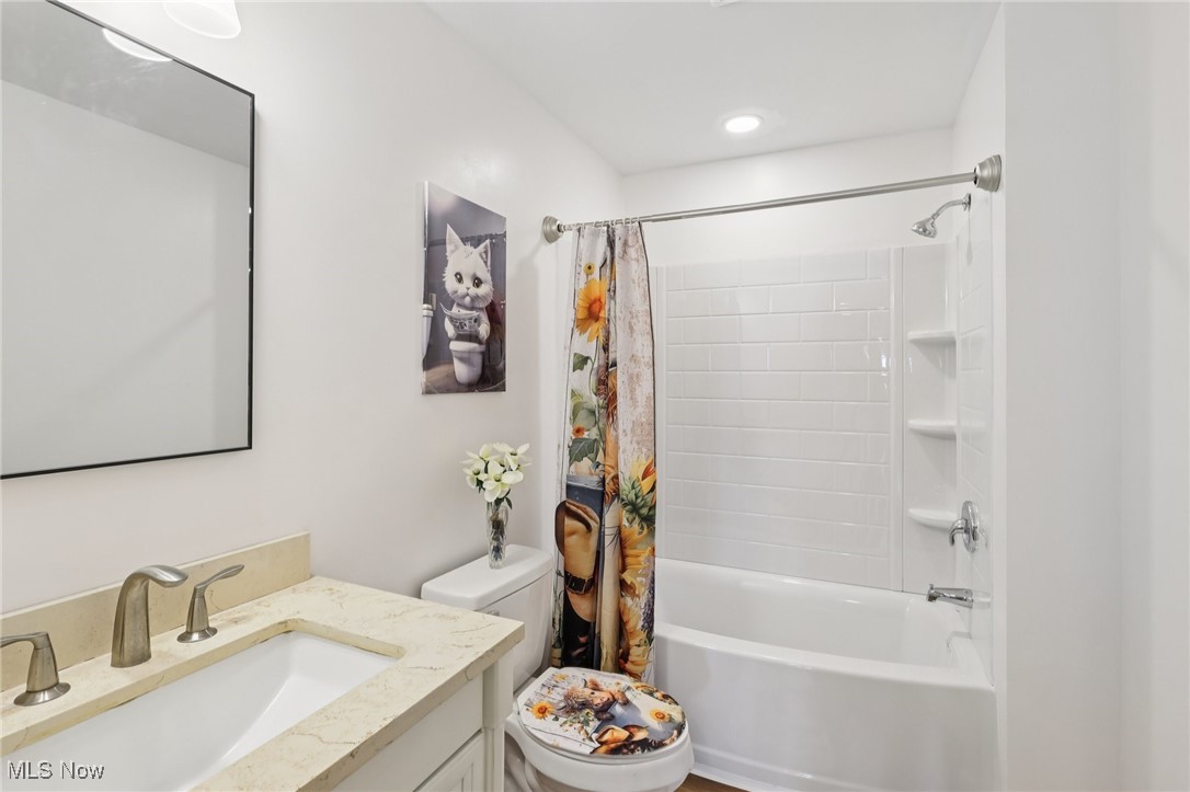 818 Hilliary Lane Aurora OH 44202