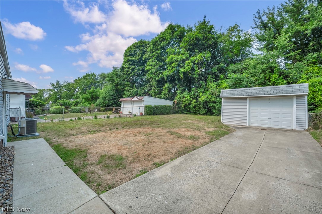 4102 E 189th Street Cleveland OH 44122