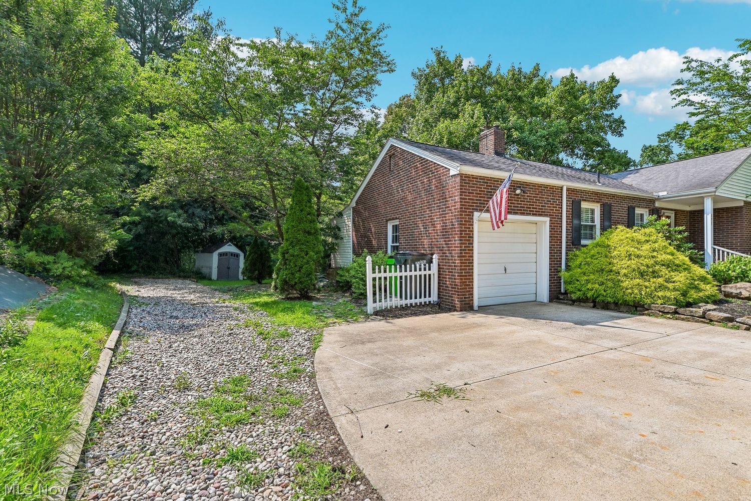 871 Campbell Circle NE Massillon OH 44646