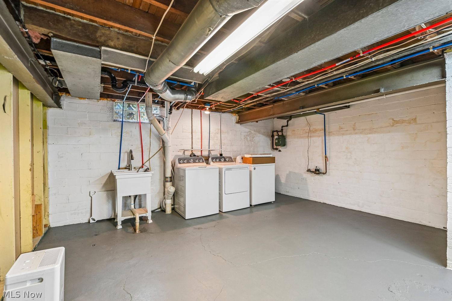 871 Campbell Circle NE Massillon OH 44646