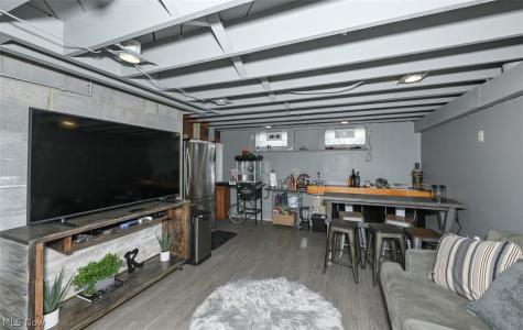 29163 Schwartz Rd Road Westlake OH 44145
