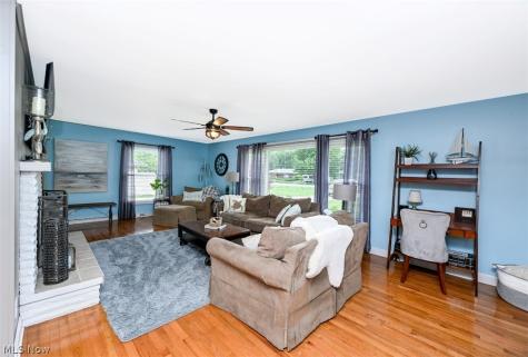 29163 Schwartz Rd Road Westlake OH 44145