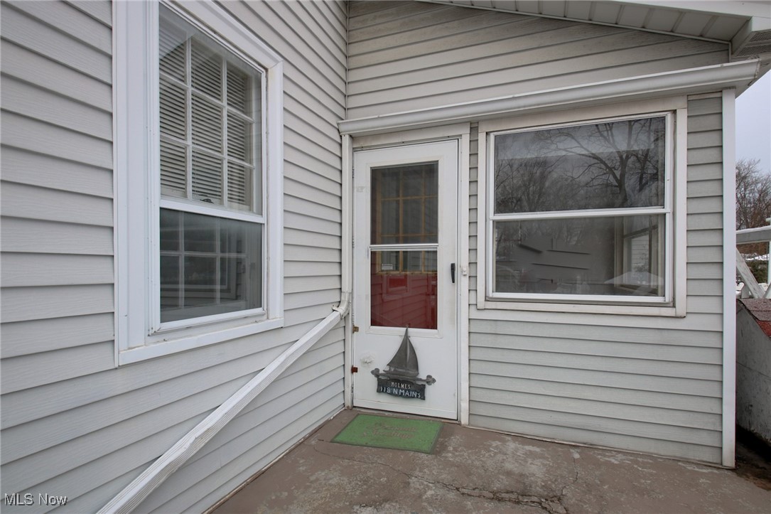 118 N Main Street Poland OH 44514