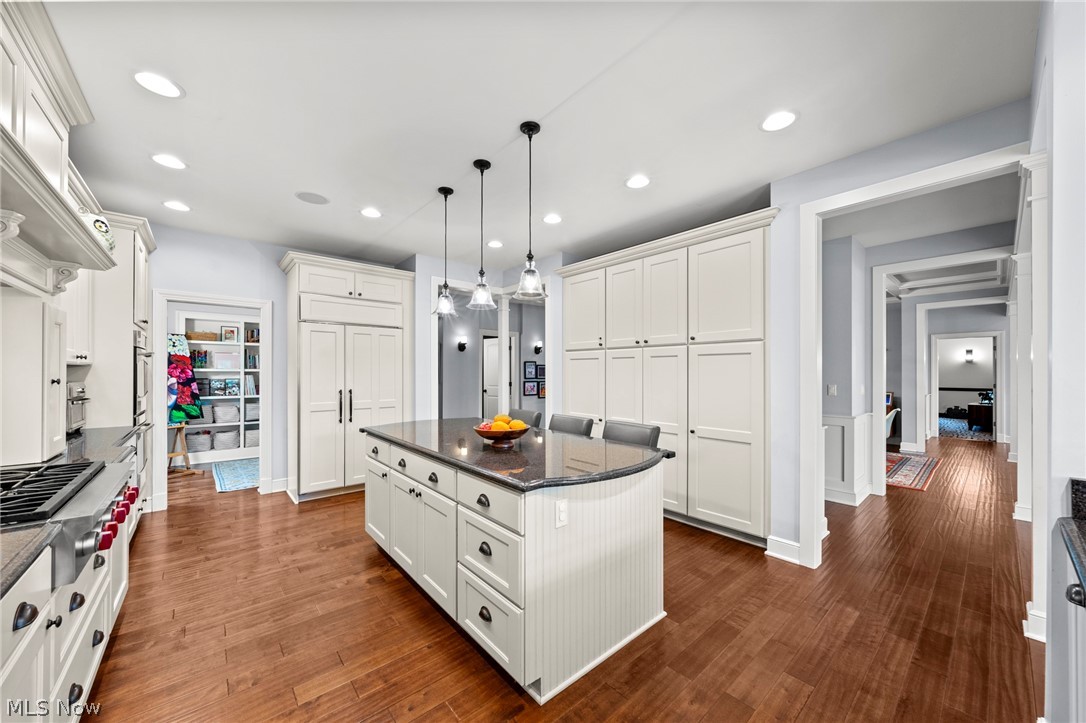 23785 Letchworth Road Beachwood OH 44122
