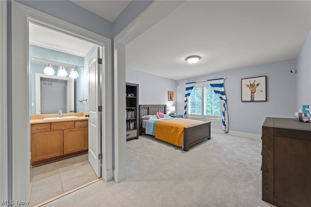 23785 Letchworth Road Beachwood OH 44122