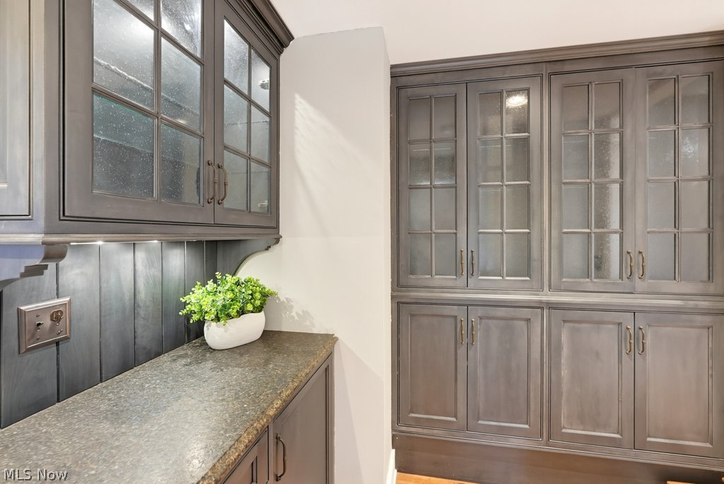 168 Vincent Street Chagrin Falls OH 44022