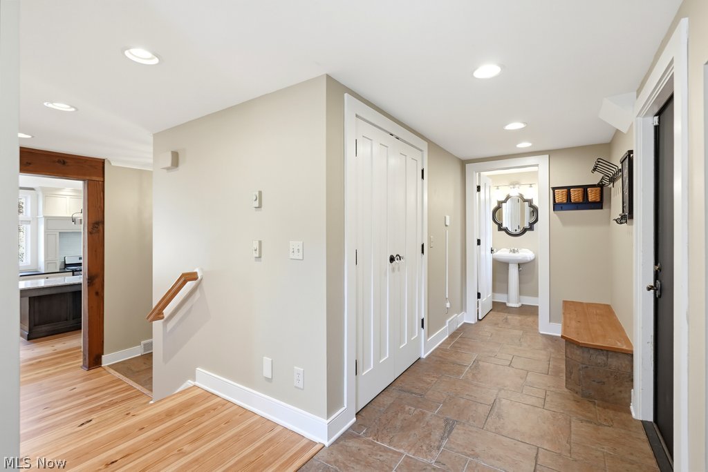 168 Vincent Street Chagrin Falls OH 44022