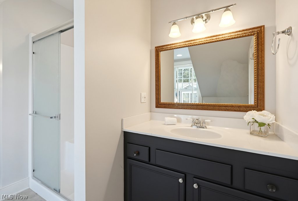 168 Vincent Street Chagrin Falls OH 44022