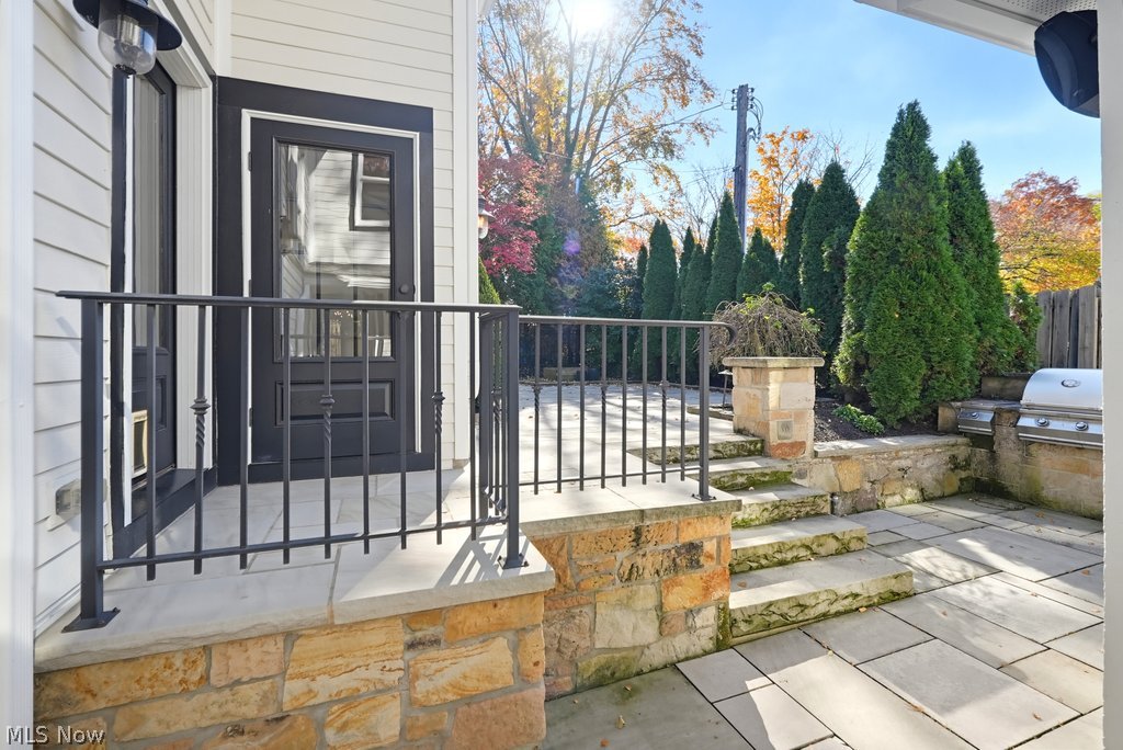 168 Vincent Street Chagrin Falls OH 44022