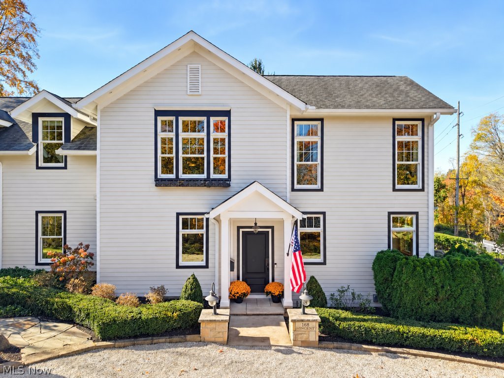 168 Vincent Street Chagrin Falls OH 44022