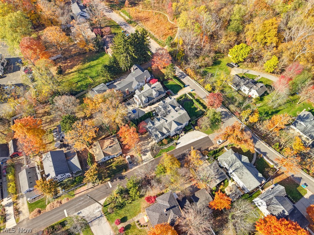 168 Vincent Street Chagrin Falls OH 44022
