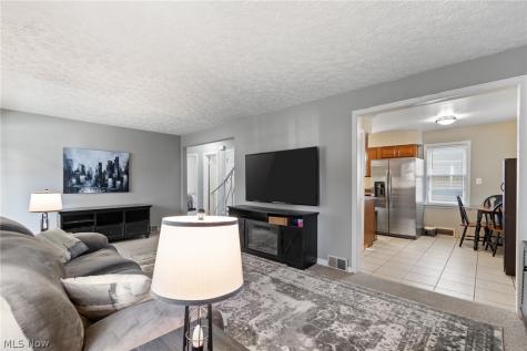 2597 11th Street Cuyahoga Falls OH 44221
