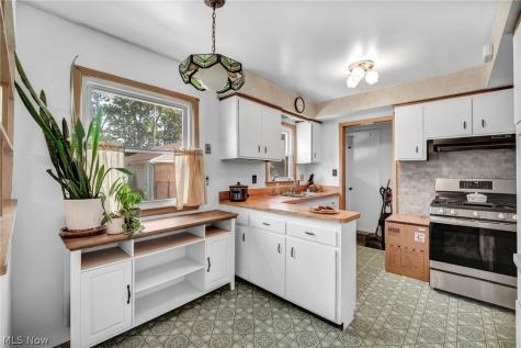 6174 Westerham Road Mayfield Heights OH 44124