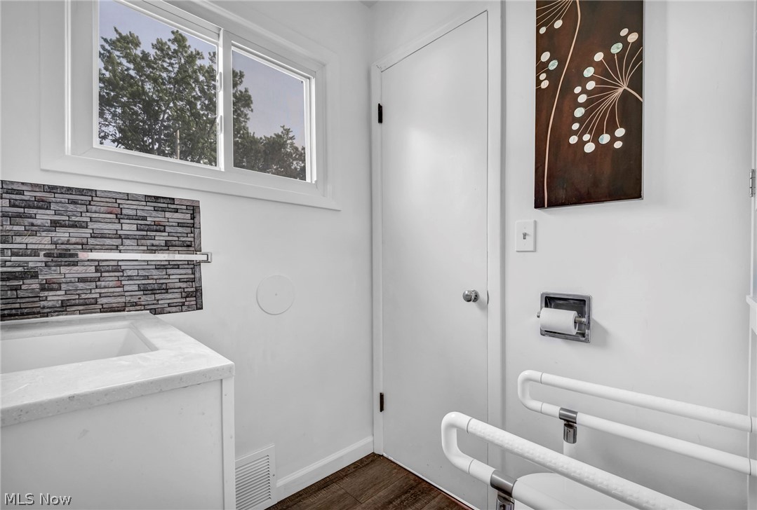 6174 Westerham Road Mayfield Heights OH 44124