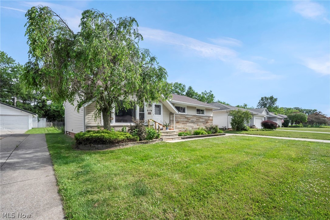 6174 Westerham Road Mayfield Heights OH 44124