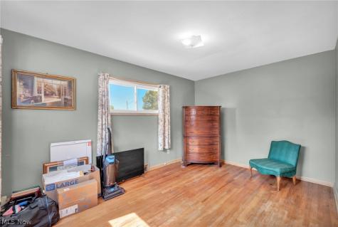 6174 Westerham Road Mayfield Heights OH 44124