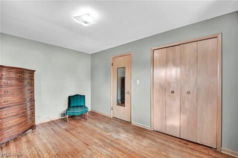 6174 Westerham Road Mayfield Heights OH 44124