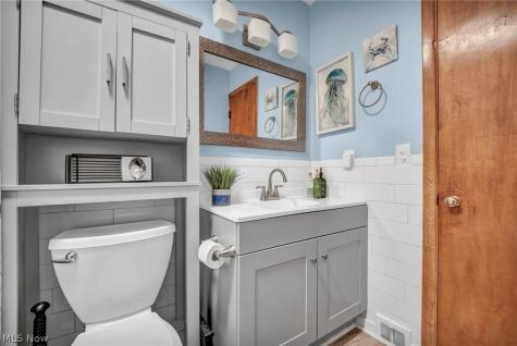 6174 Westerham Road Mayfield Heights OH 44124