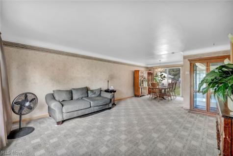 6174 Westerham Road Mayfield Heights OH 44124