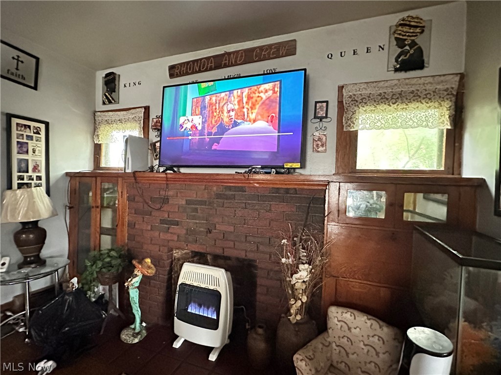 810 Woodbine Avenue SE Warren OH 44484