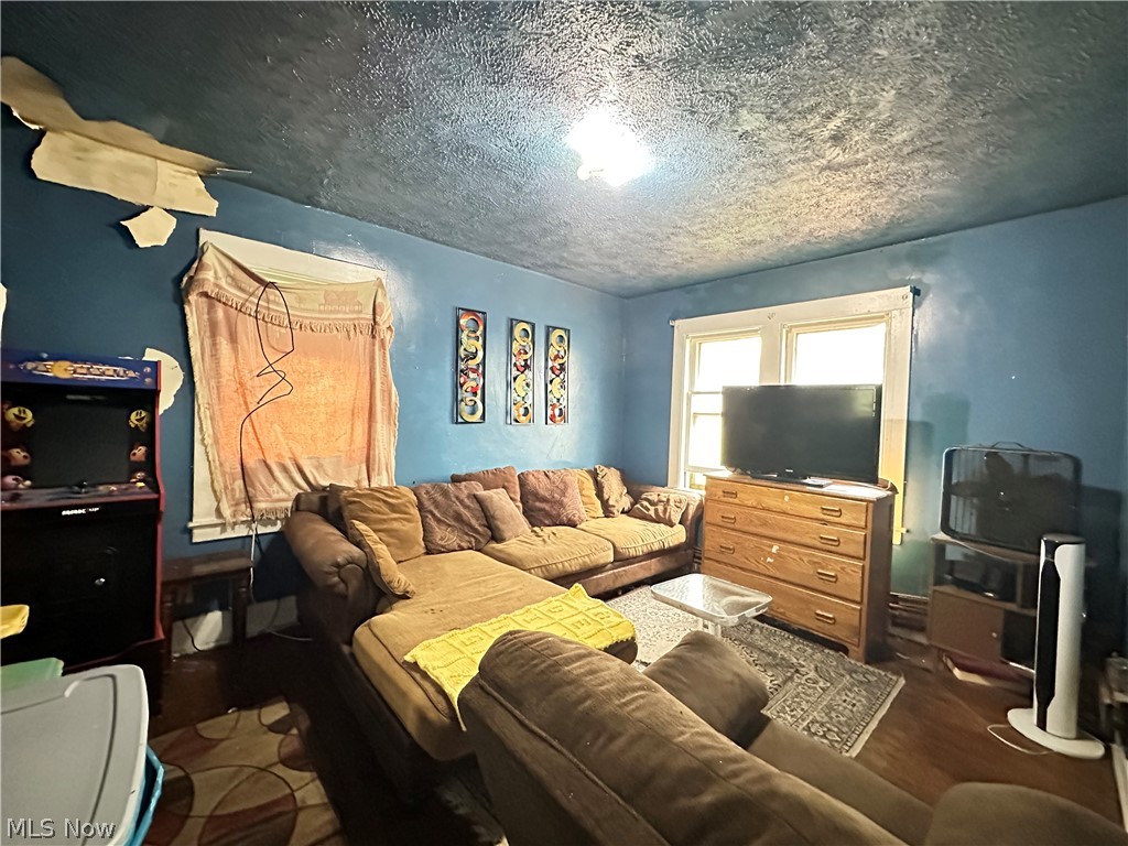 810 Woodbine Avenue SE Warren OH 44484