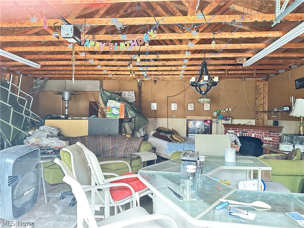 810 Woodbine Avenue SE Warren OH 44484